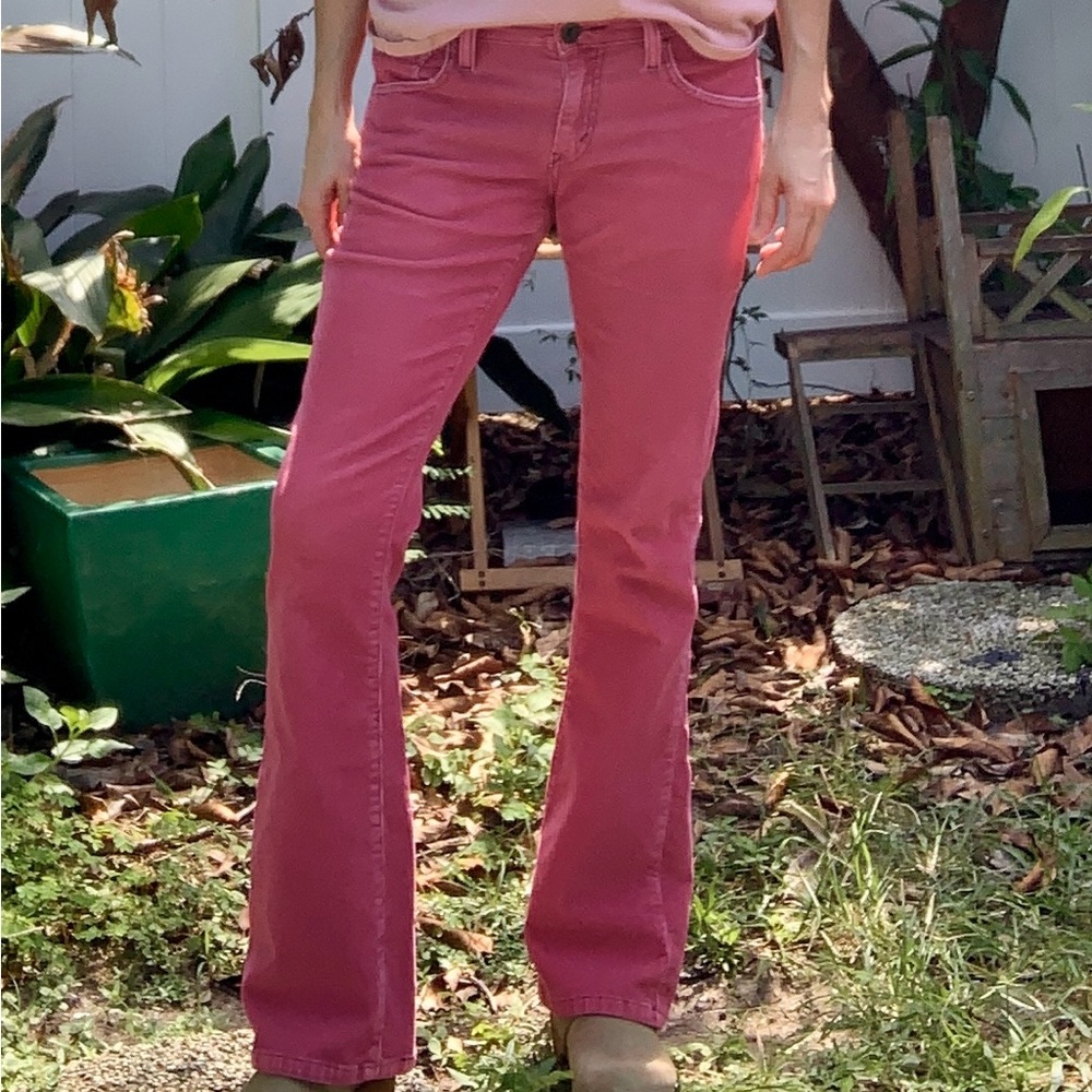 Raspberry colored Women's Levi Corduroy Jeans
